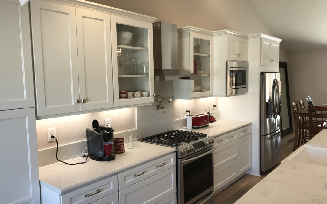 Painted vs Stained Kitchen Cabinets